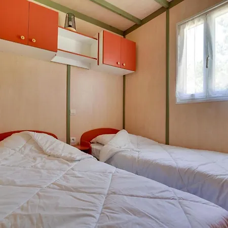 بيت للعطل Beautiful Home In La Faute-Sur-Mer