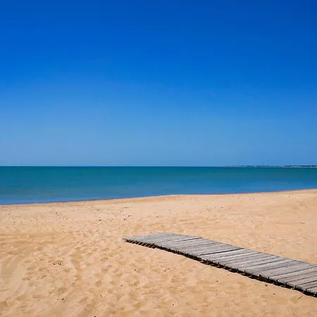 Beautiful Home In La Faute-Sur-Mer * لا فاوت سور مير