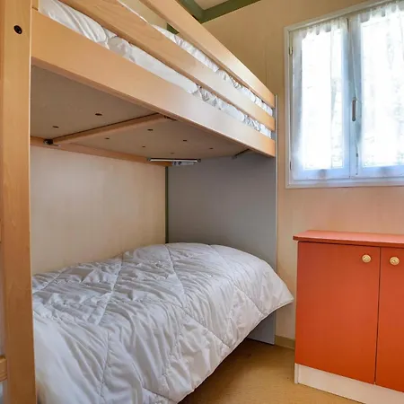 بيت للعطل Beautiful Home In La Faute-Sur-Mer *